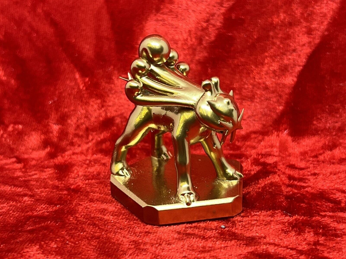 Pokemon #243 Raikou figure Gold TCG Statue Legendary Dog