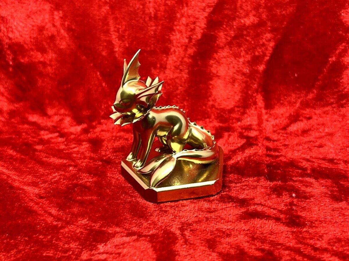Pokemon #134 Vaporeon Gold TCG Statue