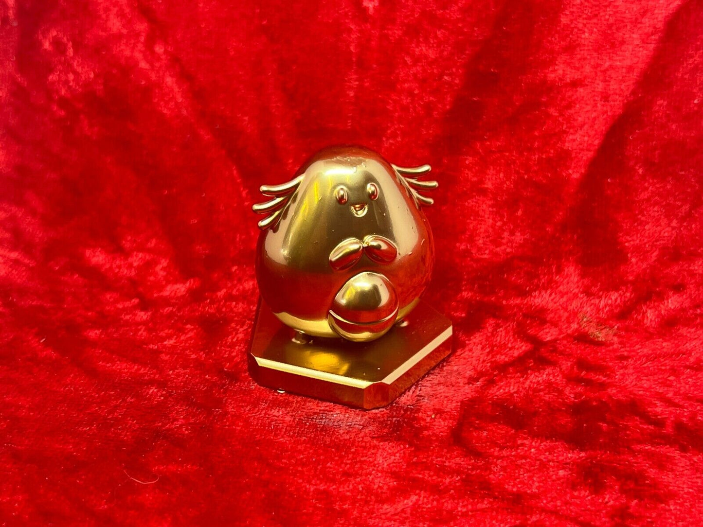 Pokemon #113 Chansey figure Gold TCG Statue