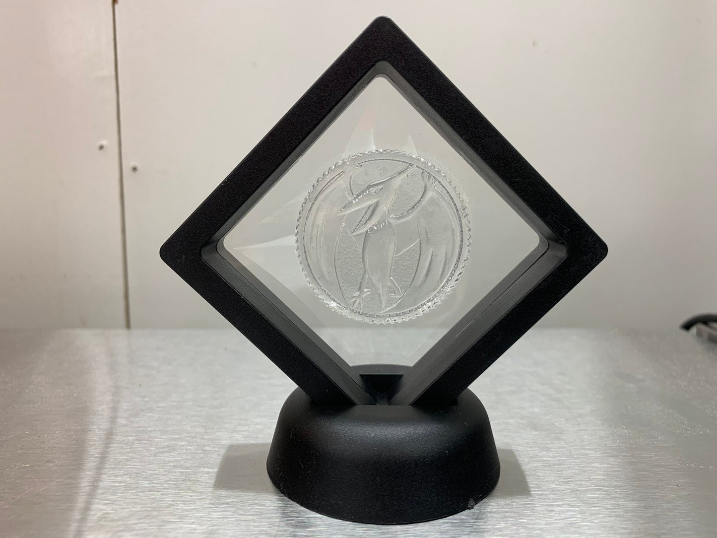 Mighty morphin power rangers Resin cast coin in display case pink ranger Pterodactyl mmpr