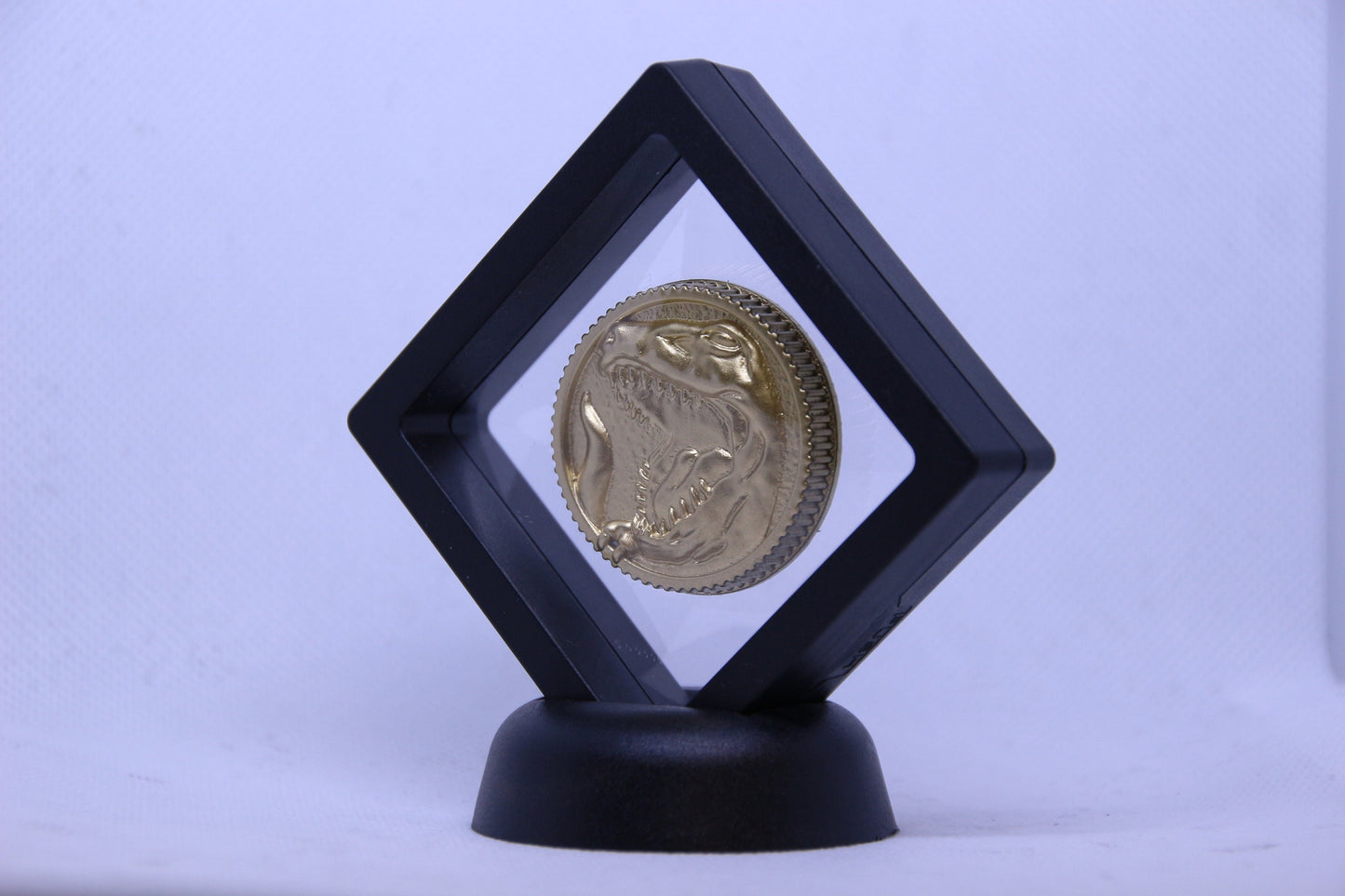 Power Rangers Replica Power Coin Red Ranger Tyrannosaurus Rex Legacy Gold