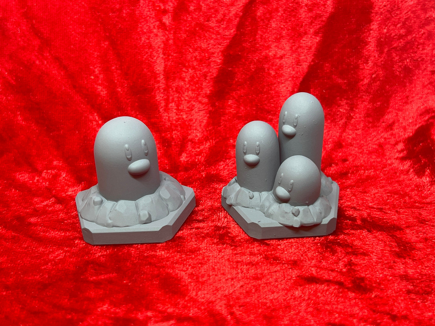 Pokemon #050 Diglett and #051 Dugtrio figures Set Grey TCG Statues