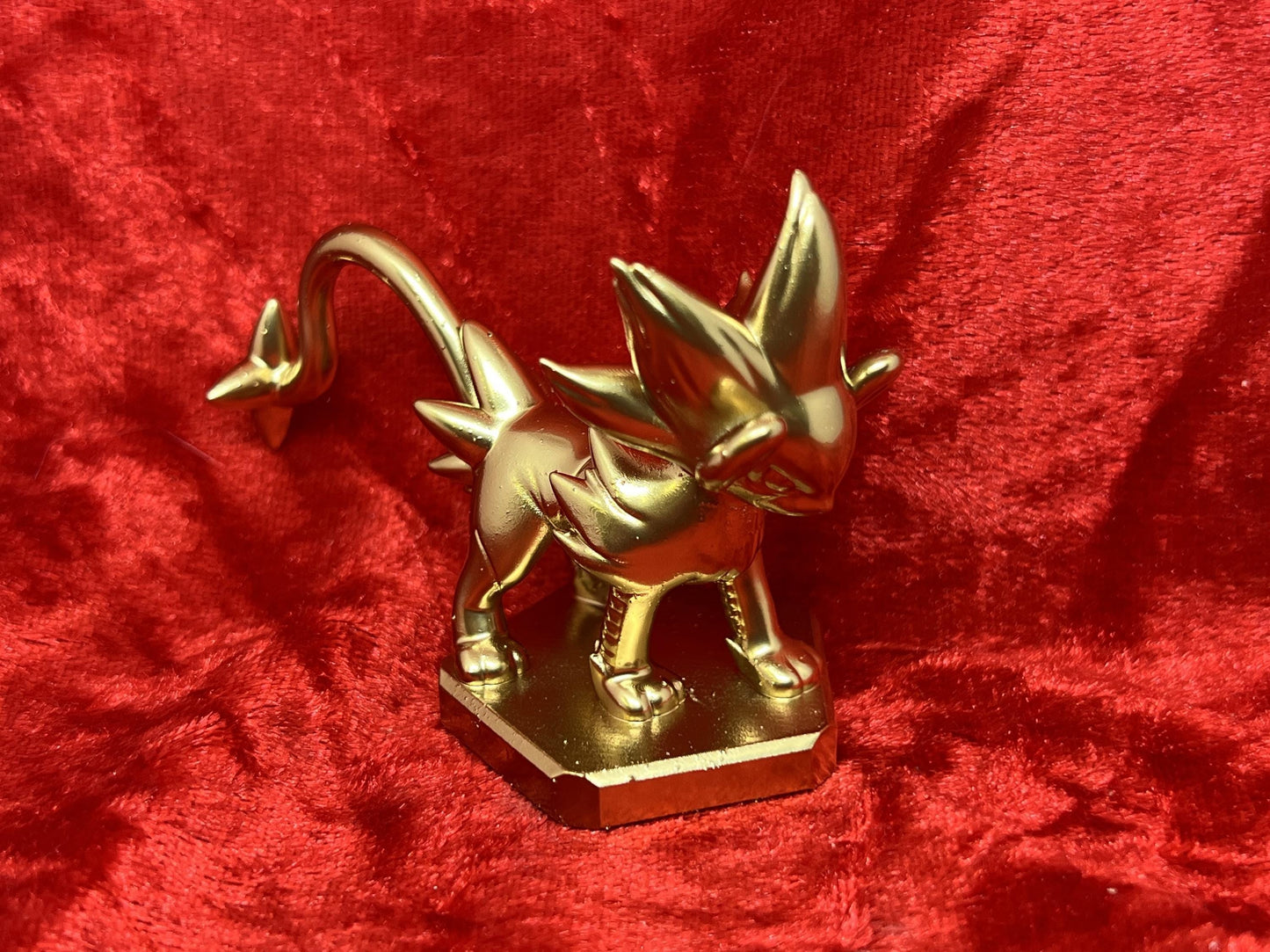 Pokemon #405 Luxray figure Gold TCG Statue