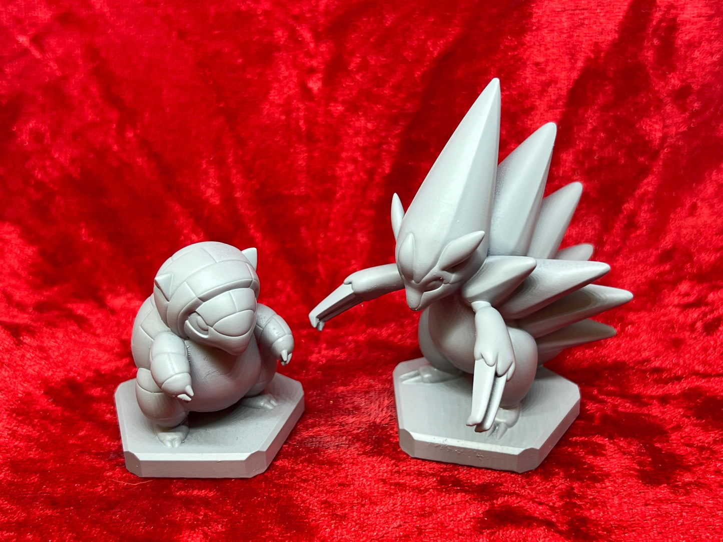 Pokemon #027 Alolan Sandshrew and #028 Sandslash Set Grey TCG Statues