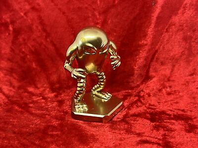 Pokemon #106 Hitmonlee Figure Gold Statue TCG