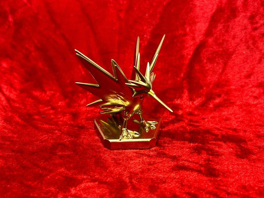 Pokemon #145 Zapdos figure Gold TCG Statue Legendary Bird Instinct