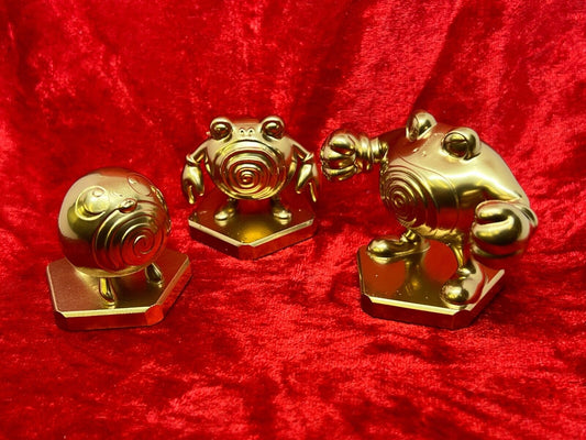 Pokemon #060 Poliwag, #061 Poliwhirl, #062 Poliwrath figures Gold TCG Statue Set