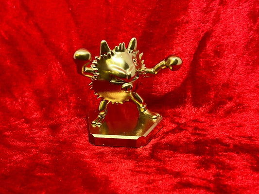 Pokemon #057 Primeape figure Gold TCG Statue