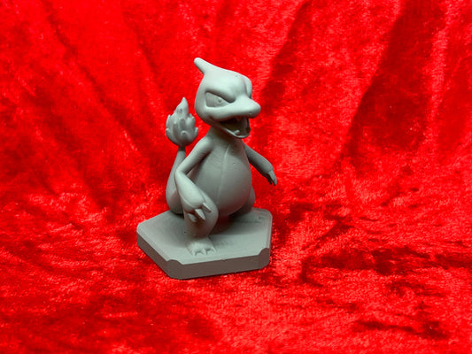 Pokemon #005 Charmeleon figure Grey TCG Statue