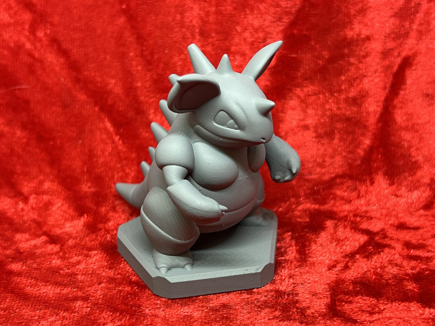 Pokemon #031 Nidoqueen Grey TCG Statue