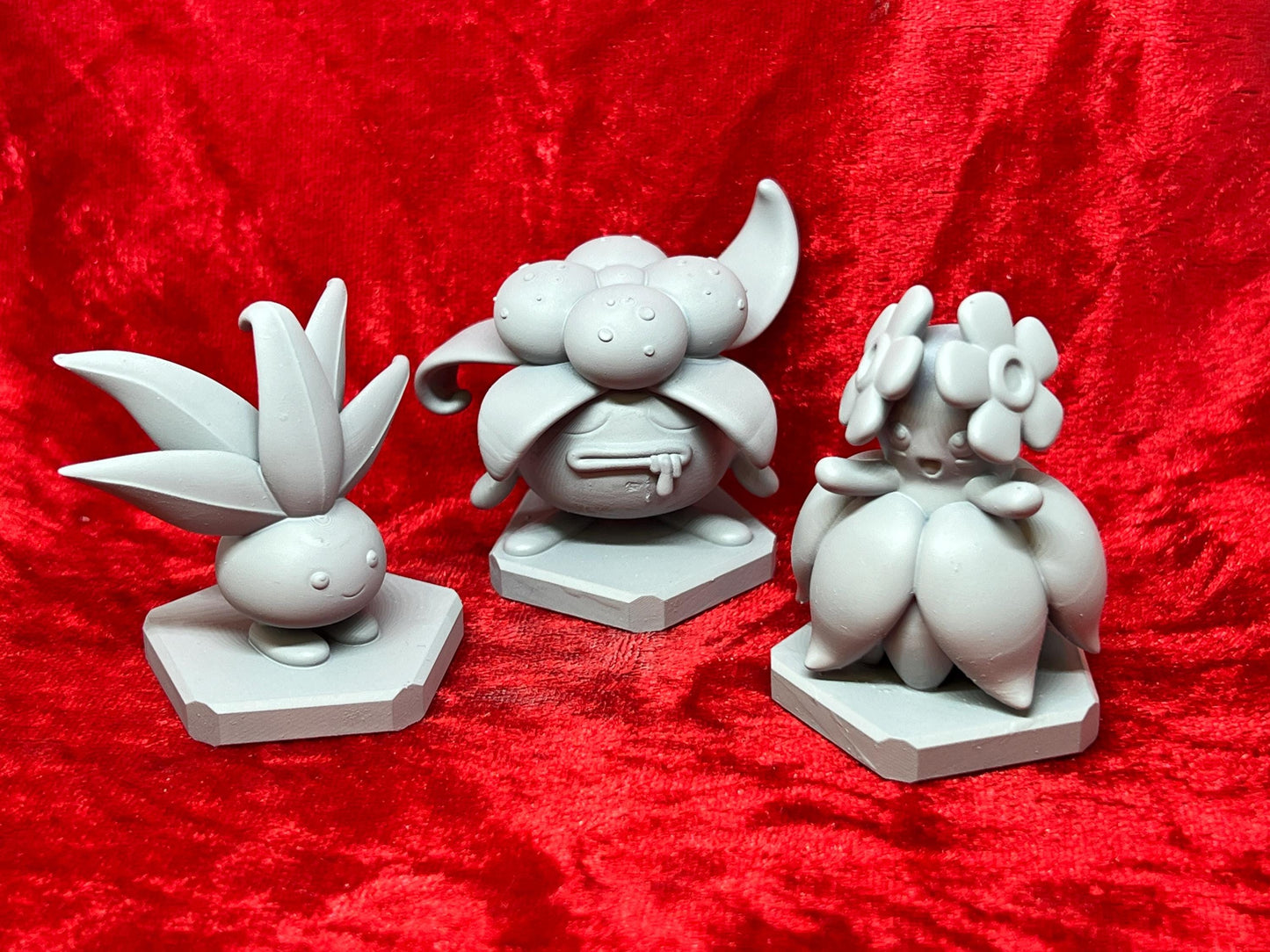 Pokemon #043 Oddish, #044 Gloom and #182 Bellossom Figures Set Grey TCG Statues