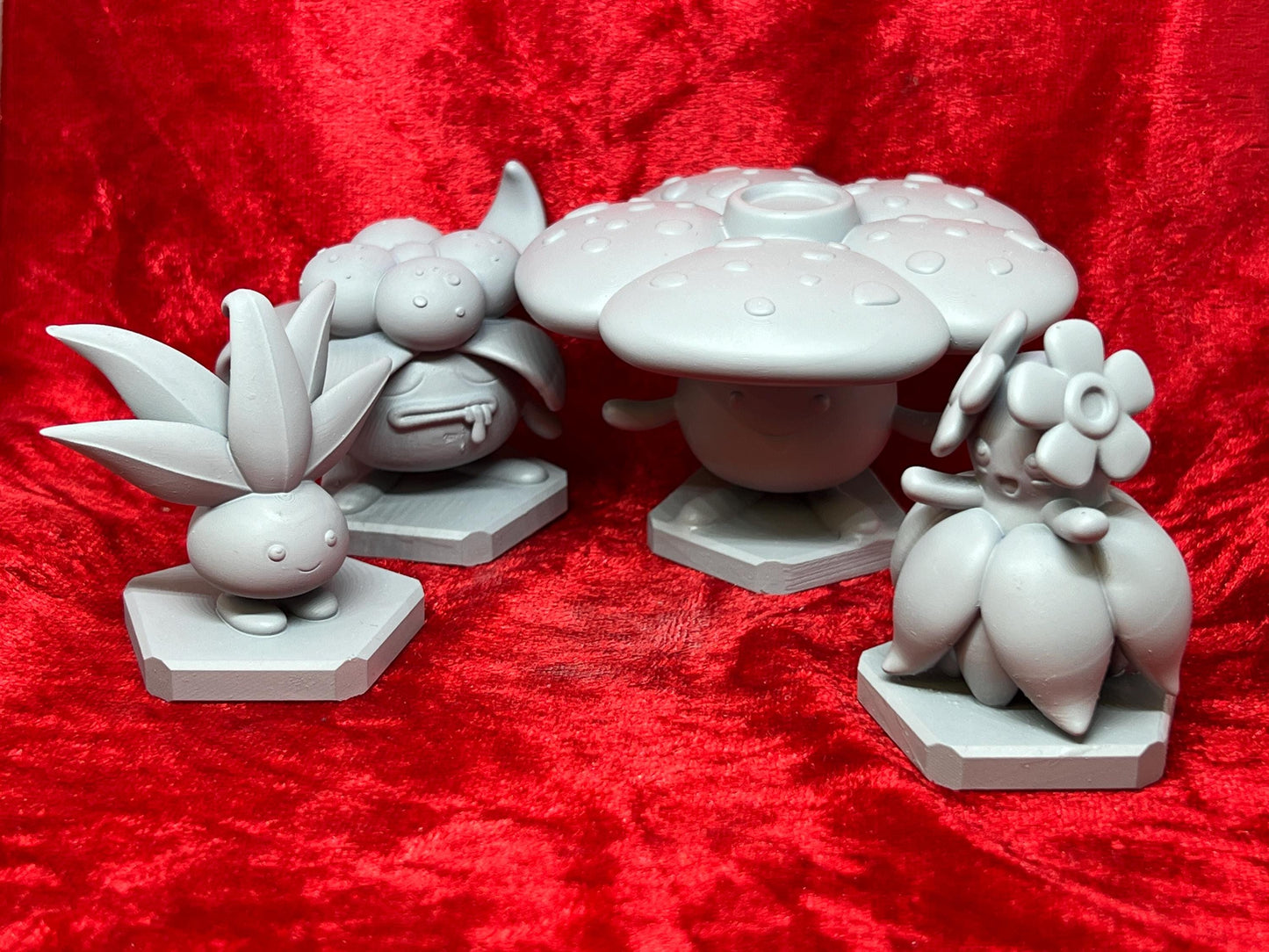 Pokemon #043 Oddish, #044 Gloom,  #045 Vileplume and #182 Bellossom Figures Set Grey TCG Statues