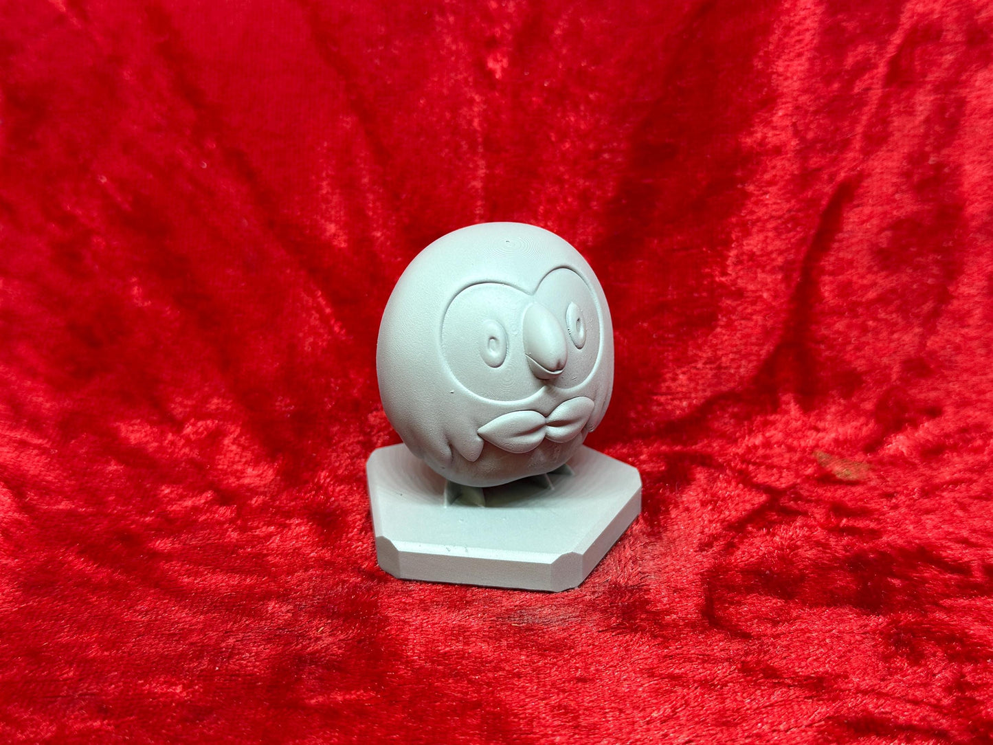 Pokemon #722 Rowlett Figure Grey TCG Statue